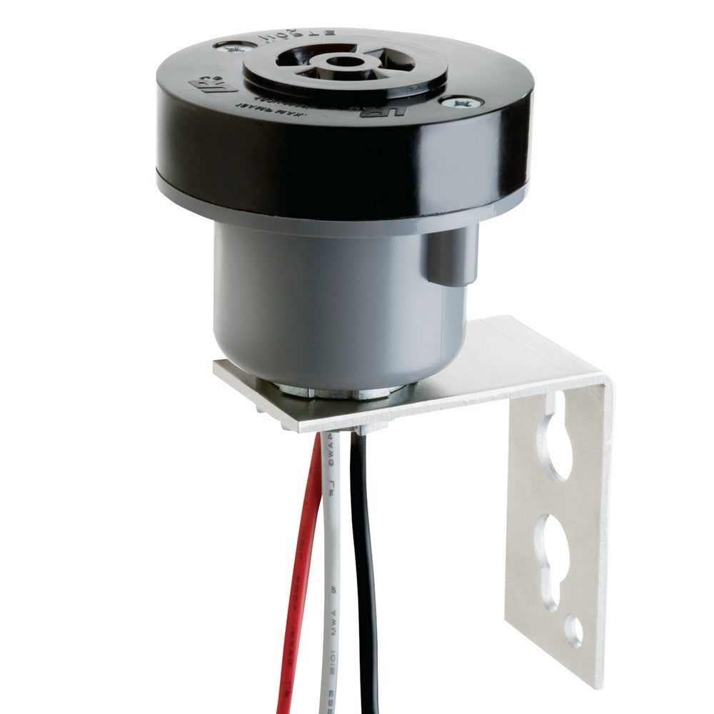 Intermatic Locking Type Receptacle, 3-Pin, C136.10 Compliant, with Pole Mounting Bracket K122